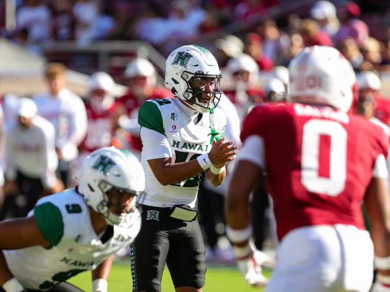 ‘Bows football heads to the desert to face Arizona State